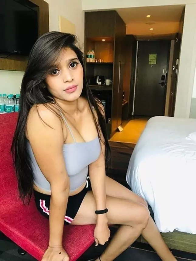 कॉल गर्ल्स सर्विस  लॉन्गटलाई